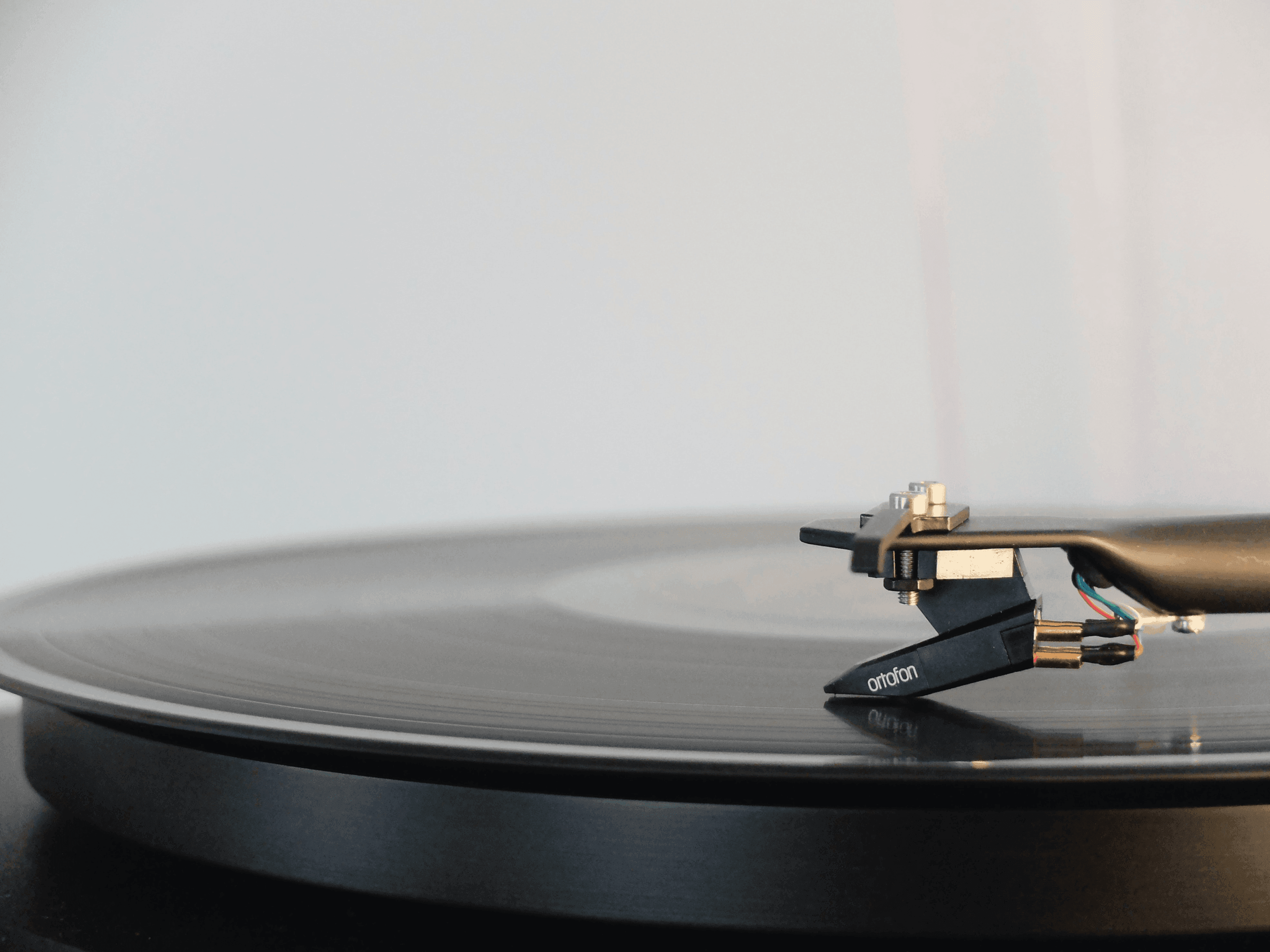 Record player.