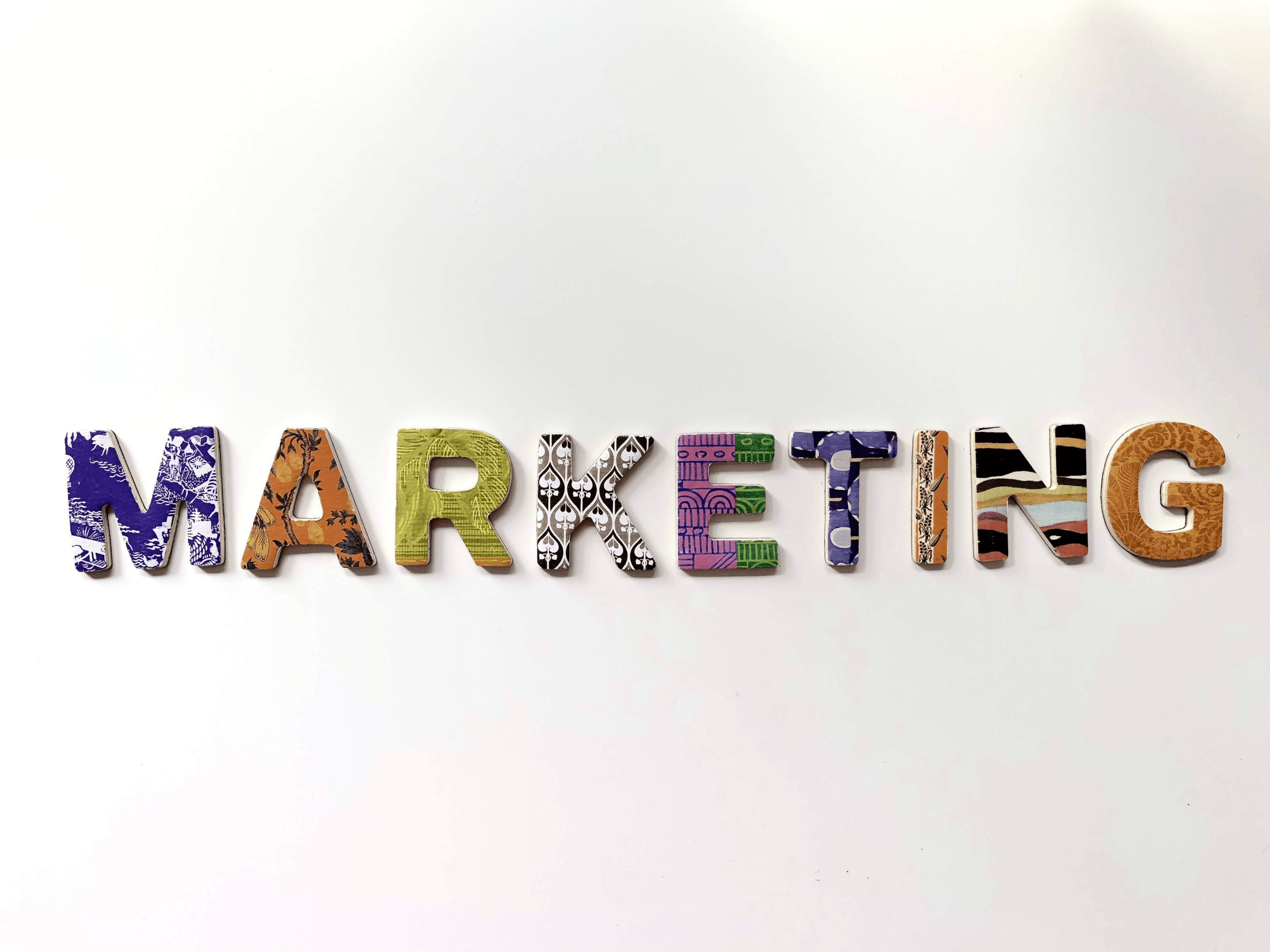 Marketing, text, art.