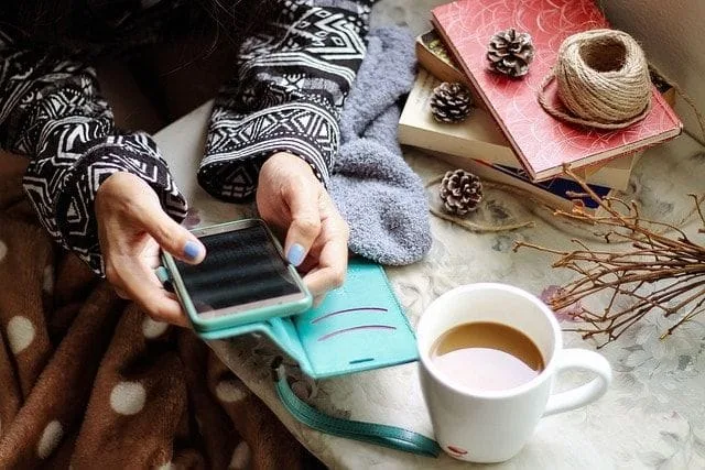girl, smartphone, social media, communications, designer, photo