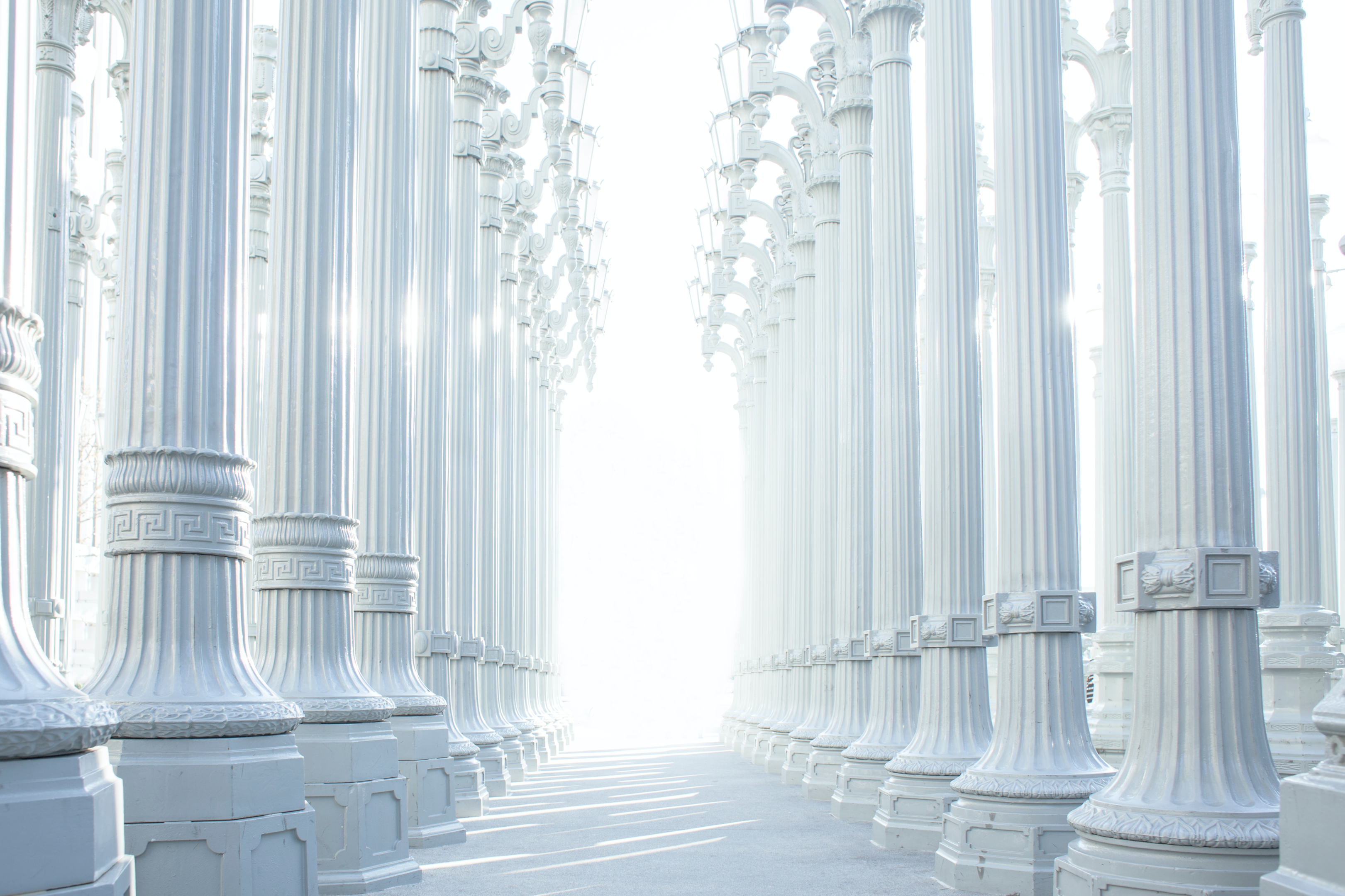 Pillars white.